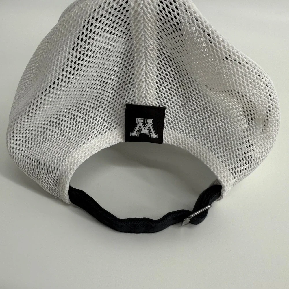 Nike Minnesota Golden Gophers Mesh Back Baseball Cap Hat M L‎
